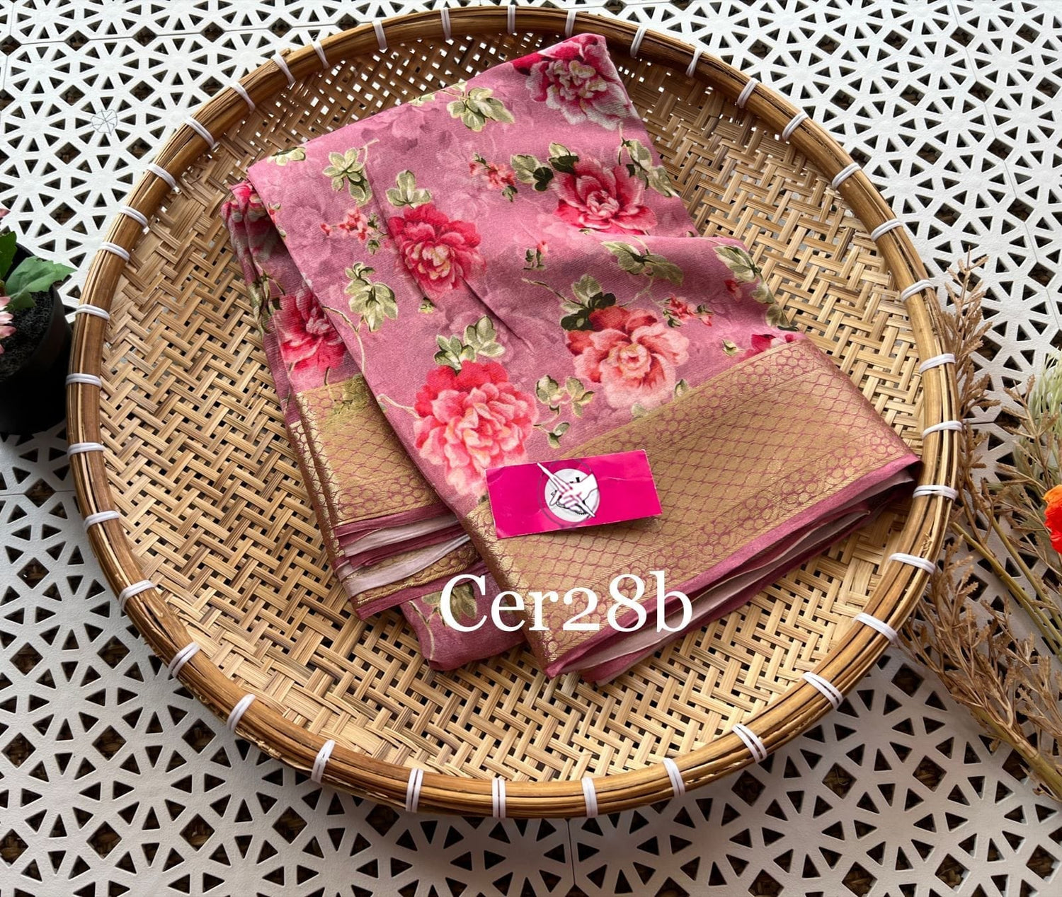 Modern Classic Pink Soft Silk Saree With Elegant Digital Print For Daily Styling