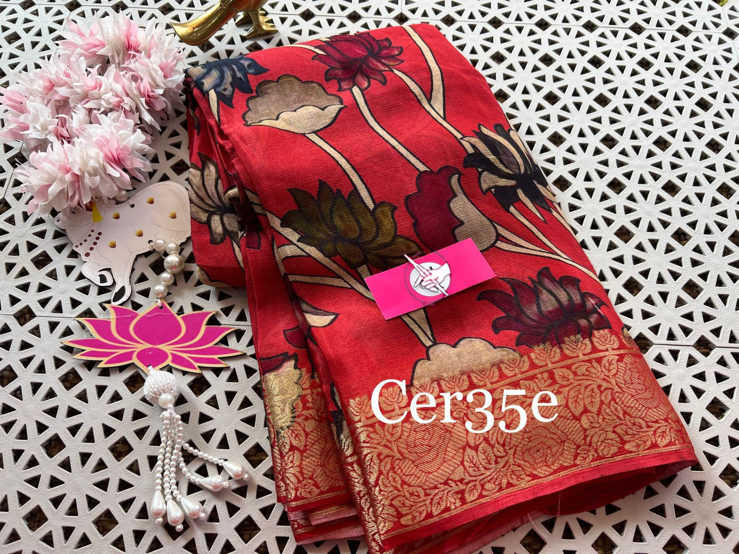Elegant Red Soft Silk Digital Printed Saree For Everyday Traditional Look