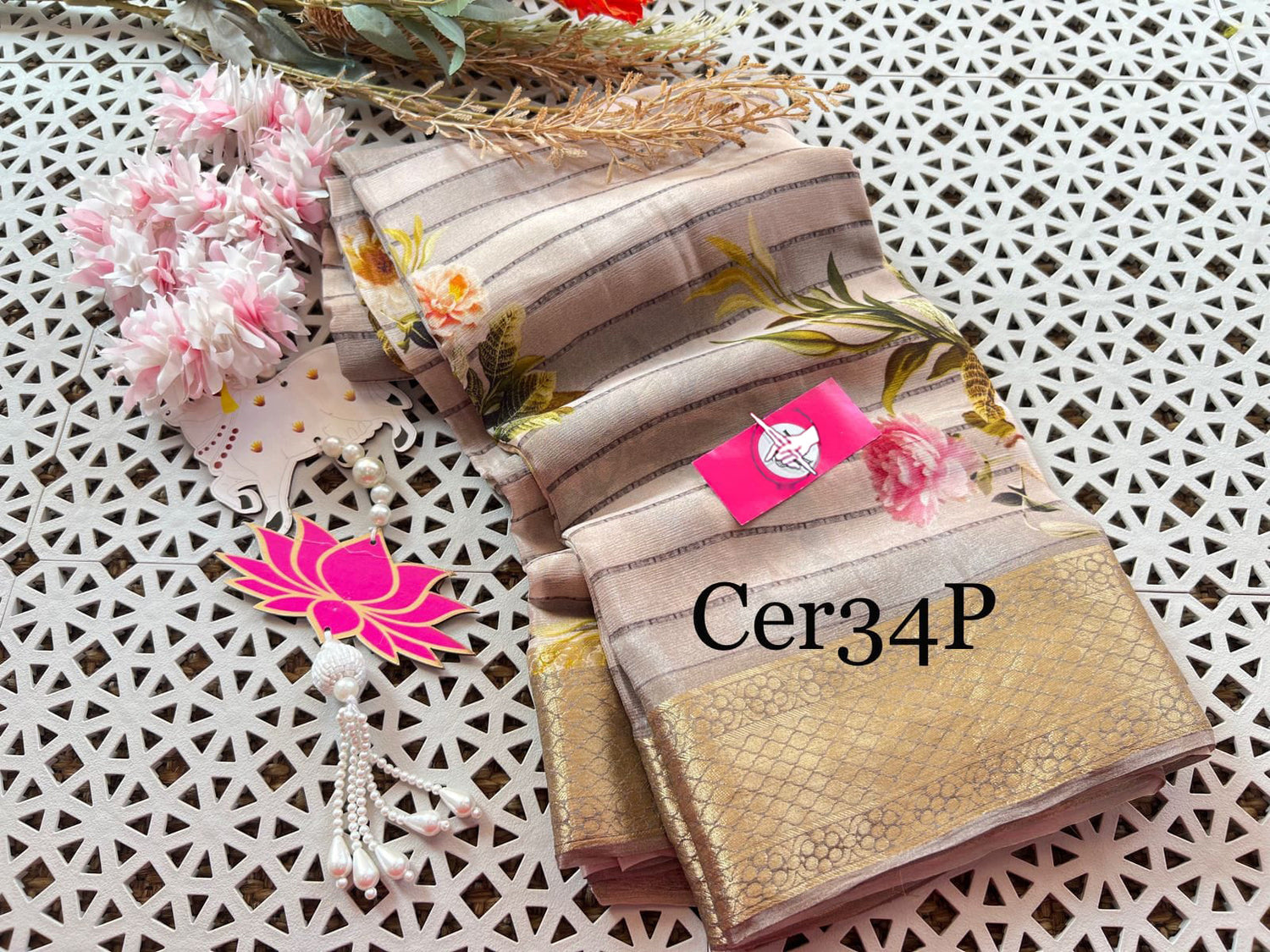 Refined Light Pink Daily Use Soft Silk Saree With Traditional Digital Patterns