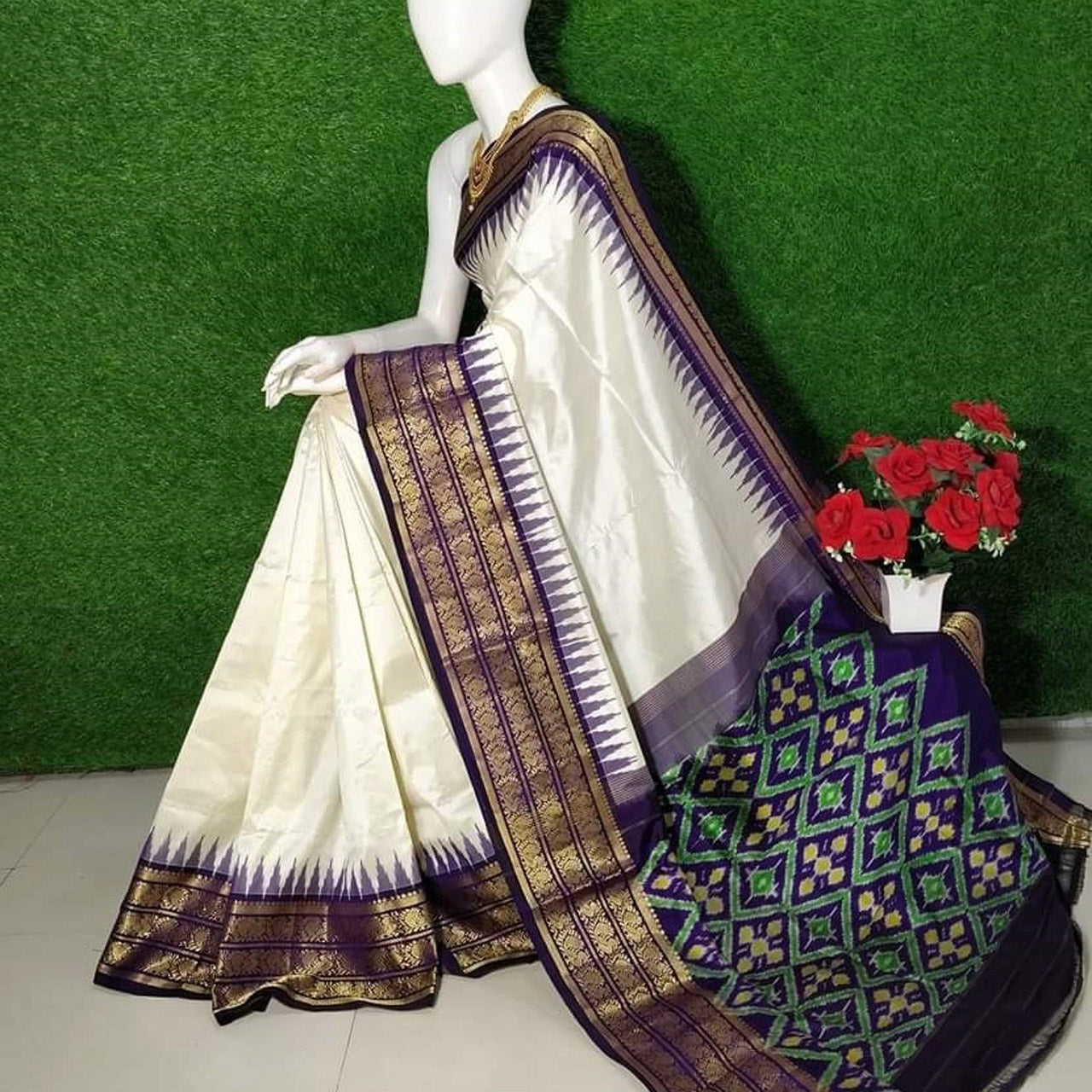 Modern Ethnic White Plain Silk Saree Patola Inspired With Kanchi Zari Trim