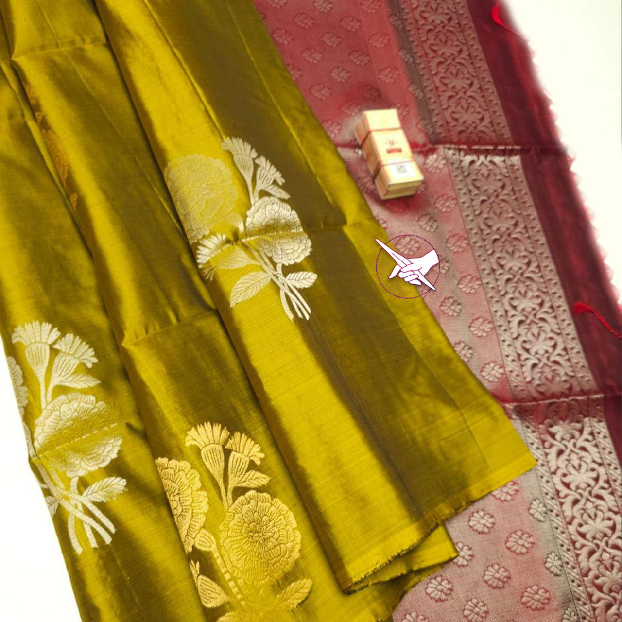 Authentic Mehendi Green Kanchipuram Meenakari Butta Silk Saree With Zari Weaving