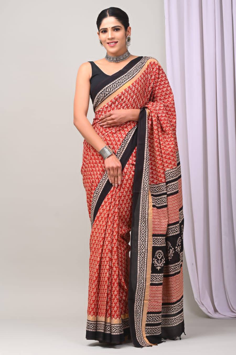 Versatile Red And Black Cotton Saree In Mulmul Fabric With Stylish Printed Details