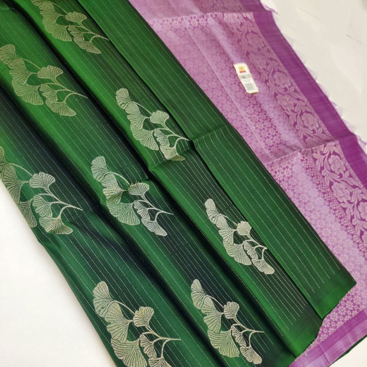 Timeless Kanchipuram Silk Saree In Dark Green With Meena Butta Zari Combo