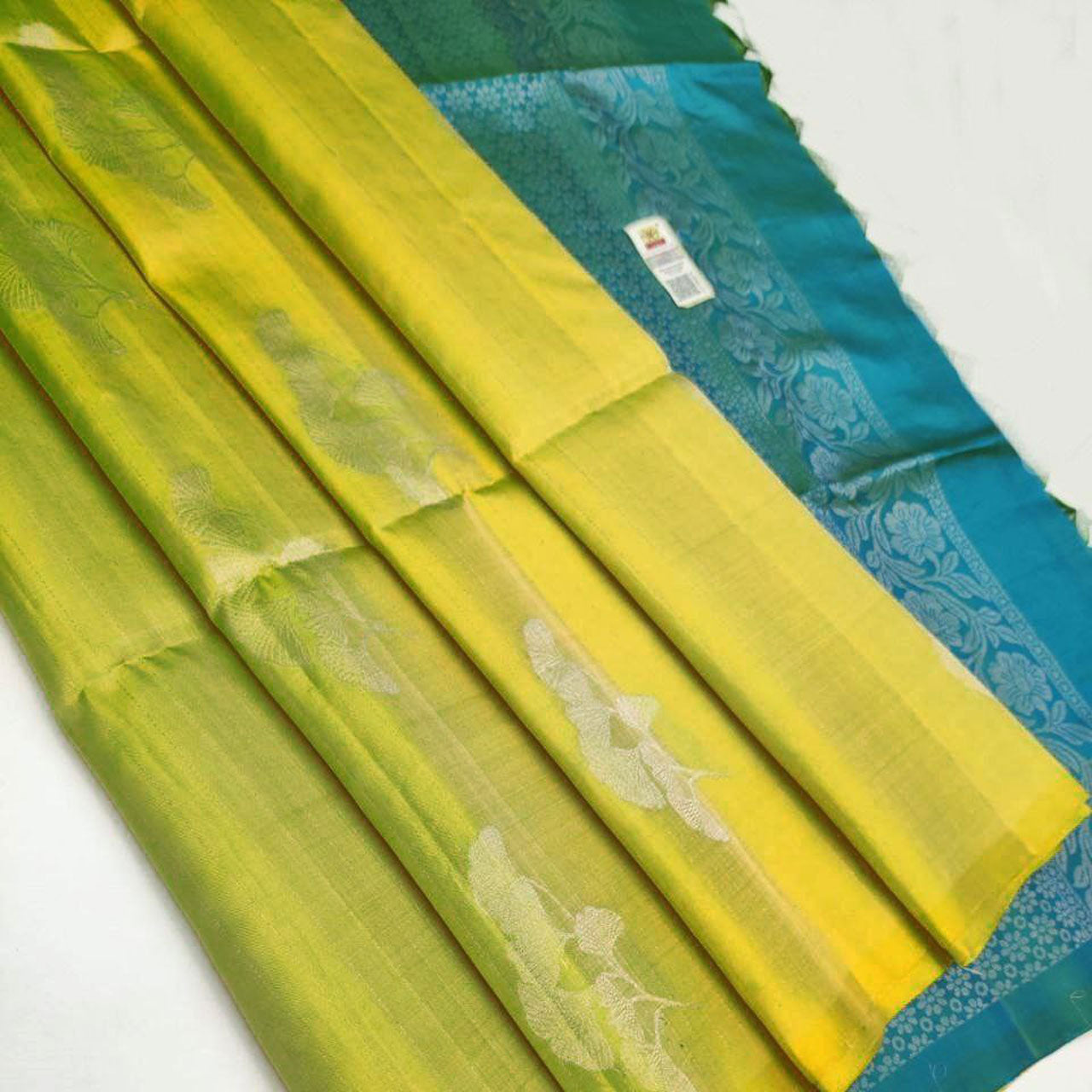 Sublime Yellow Kanchipuram Silk Saree Meena Motif Weave And Lux Pallu