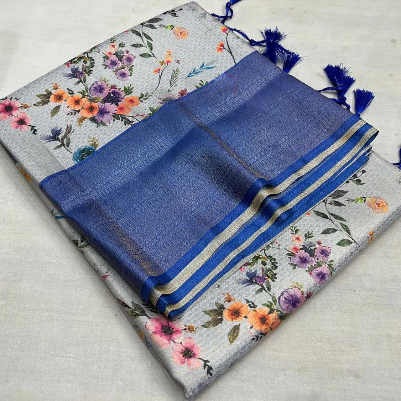 Blue Digital Art Saree Soft Silk Casual Style Blouse Included