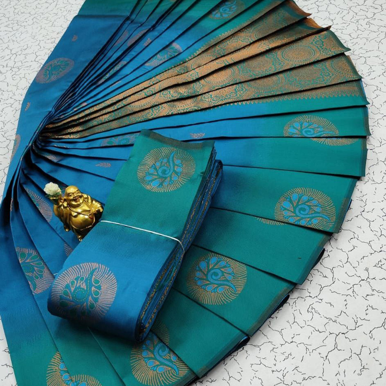 3D Silk Weave Saree Blue Kubera Pattu For Weddings And Festive Events