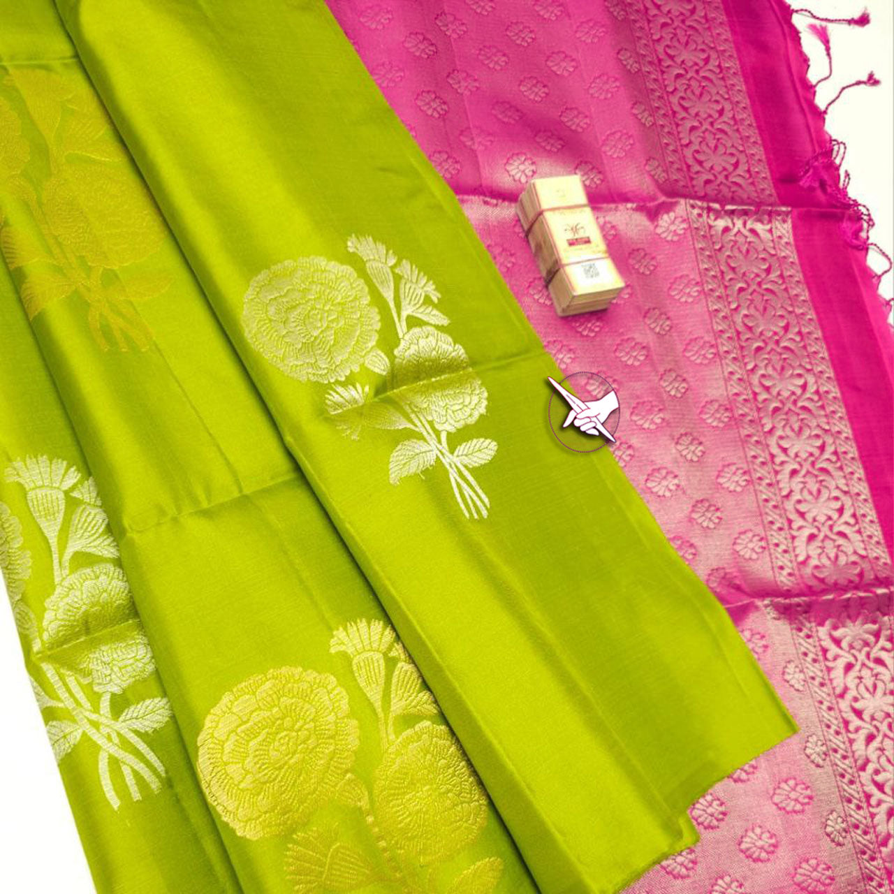 Exclusive Green Meena Butta Kanchipuram Silk Saree With Temple Zari Pallu