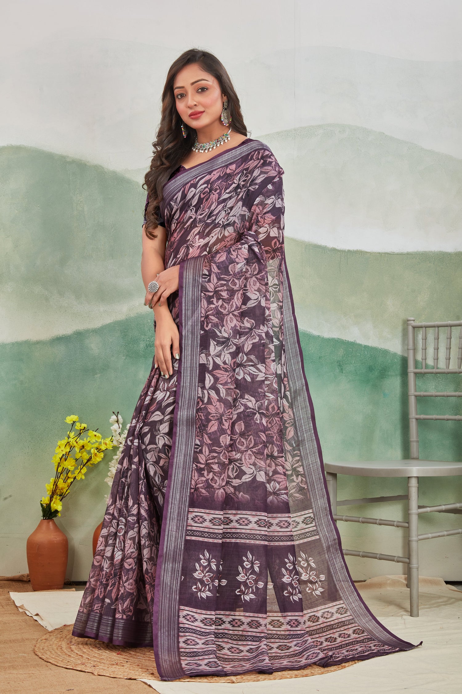 Digital Printed Linen Soft Silk Saree With Classic Traditional Flair