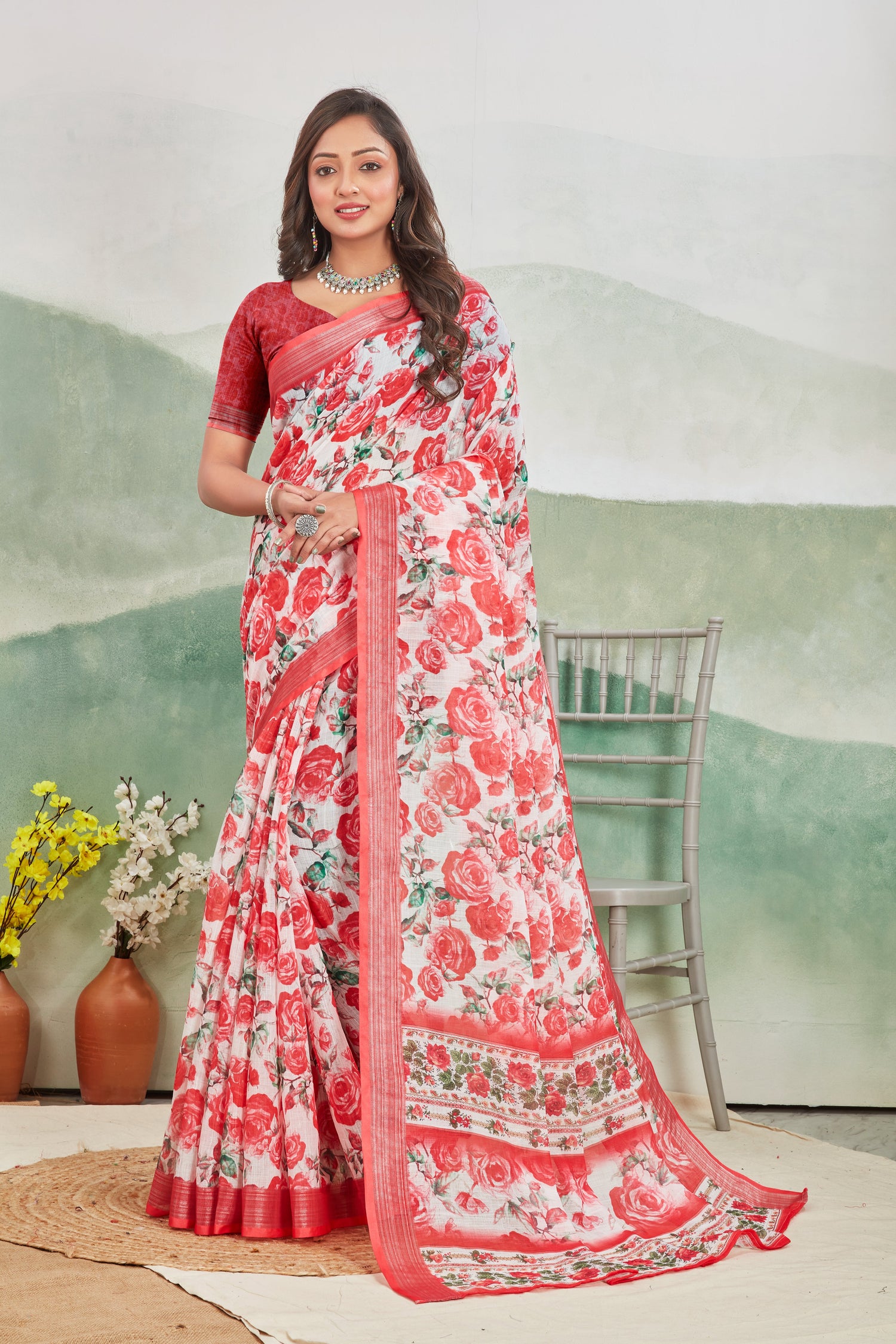 Lightweight Traditional Linen Silk Saree With Digital Print Detailing