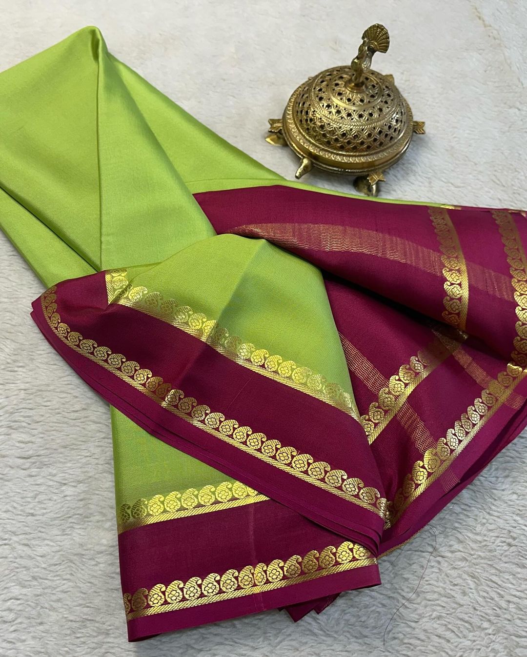 Beautiful Pure Mysore silk sarees having elegant contrast border