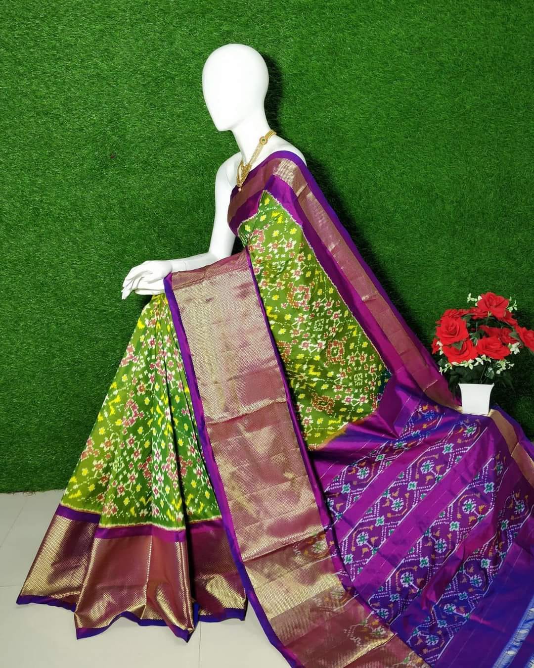 Pochampalli Inspired Handloom Silk Saree With Digital Print Detailing