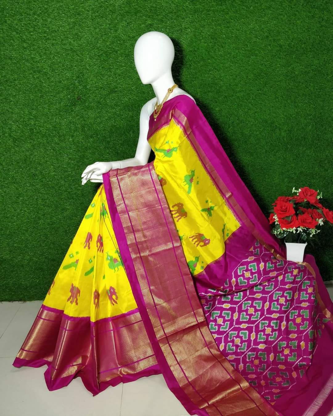Digital Pochampalli Printed Soft Silk Saree For Traditional Occasions