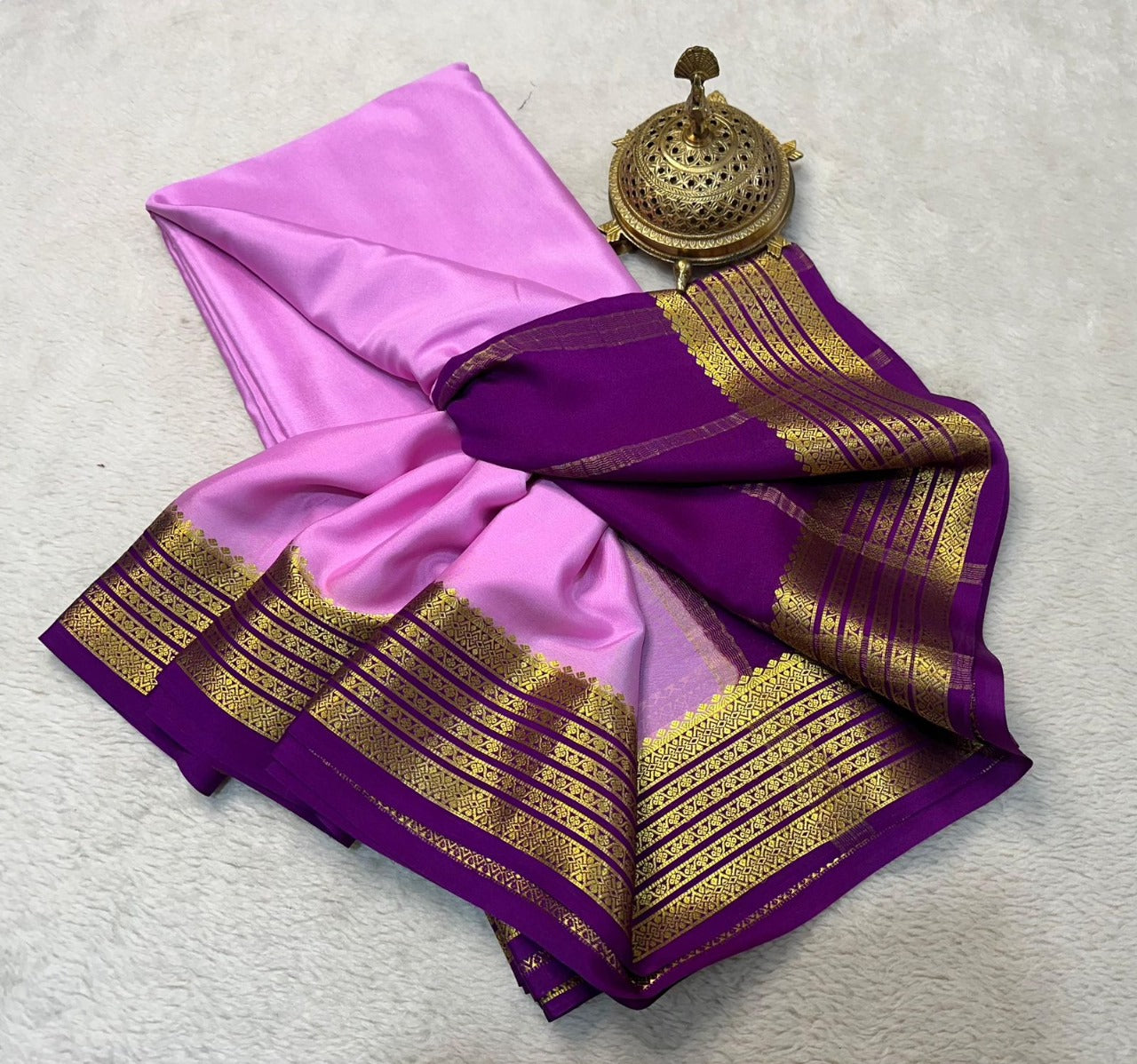 Exquisite Pure Mysore Silk Saree with Luxurious Rich Pallu in Pink
