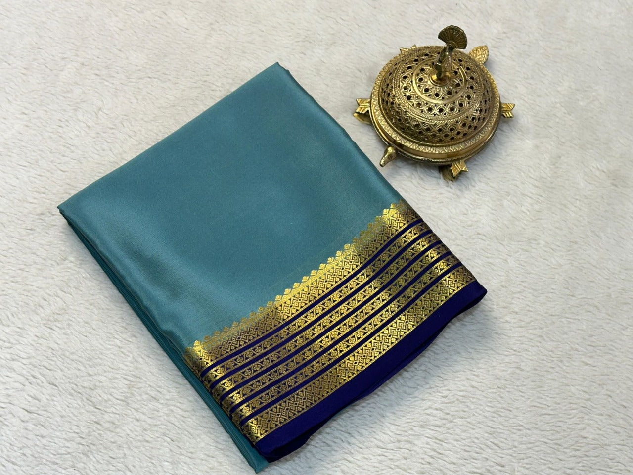 Exquisite Pure Mysore Silk Saree with Luxurious Rich Pallu in Pastel Blue
