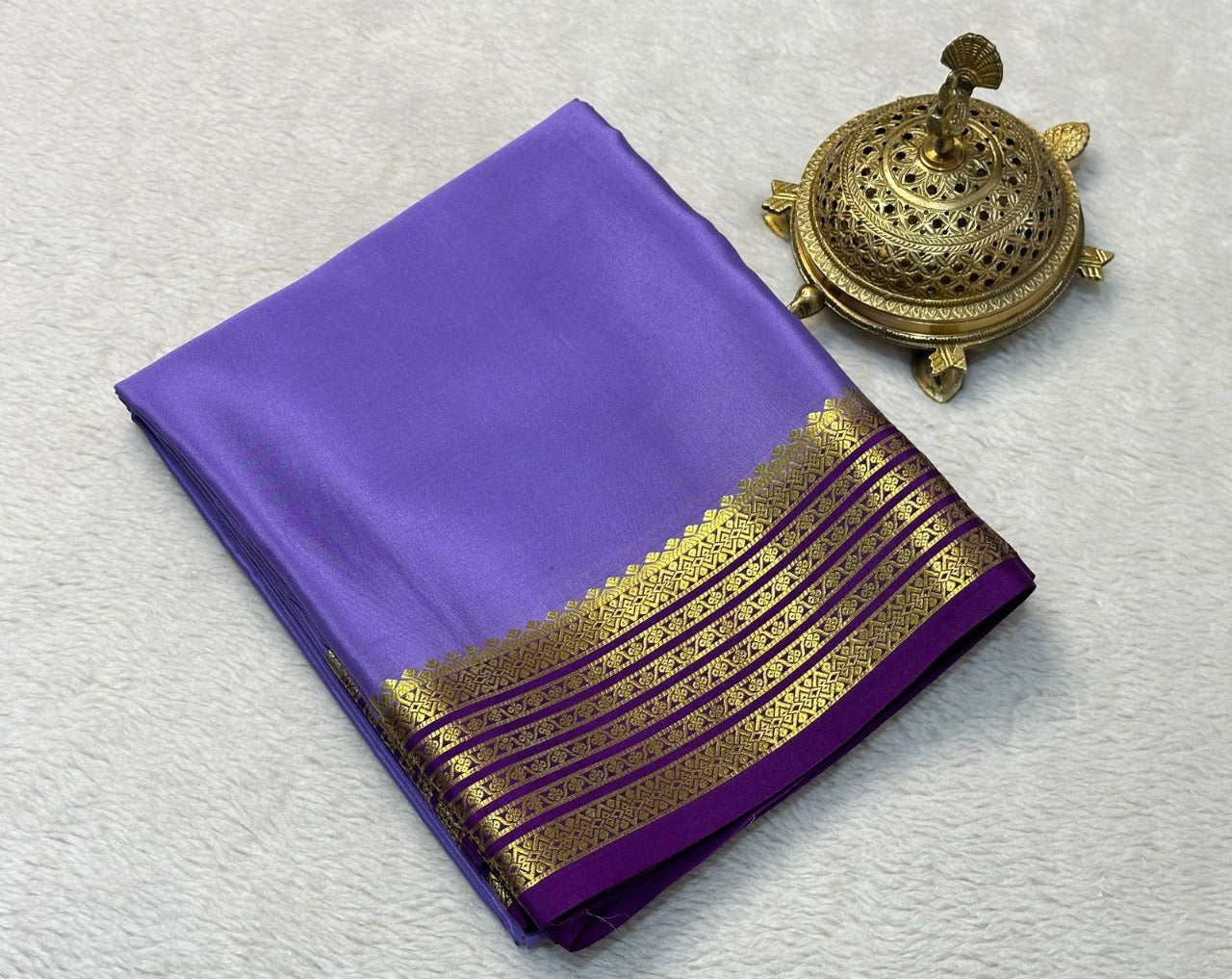 Exquisite Pure Mysore Silk Saree with Luxurious Rich Pallu in Purple