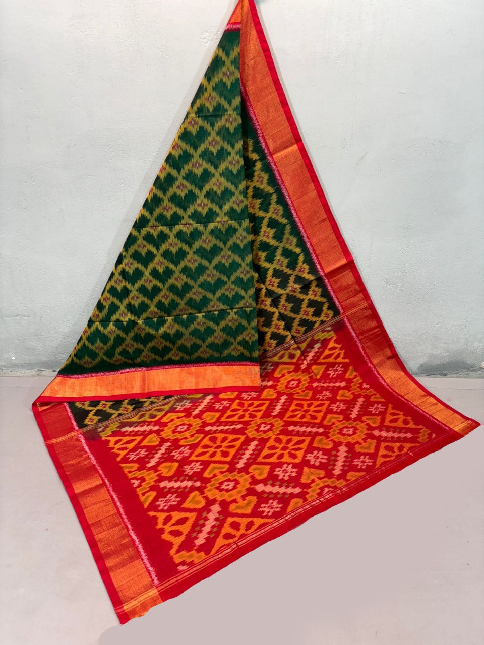 Royal Dark Green Sico Pattu Saree Handloom Soft Silk With Modern Print