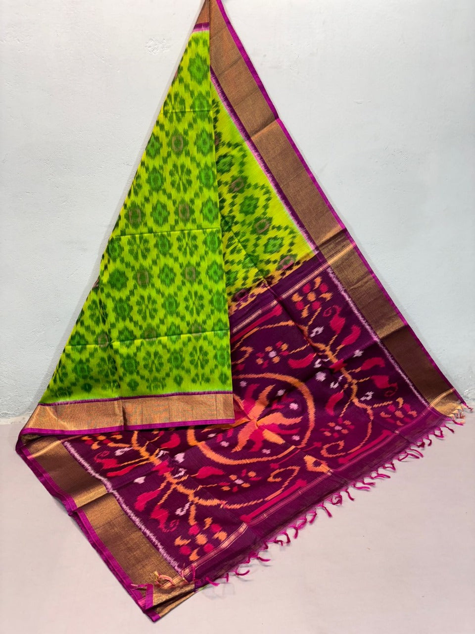Chic Green Soft Sico Saree Digital Pattu Handloom Elegance