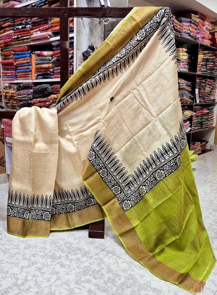 Grace in Every Thread: Tussar Handprint Sarees with Kanchi Pallu in Off-White