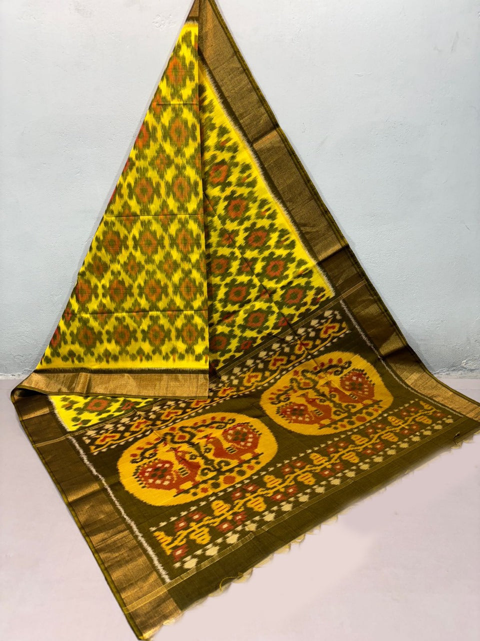 Heritage Sico Pattu Saree In Yellow Handloom Soft Silk With Prints