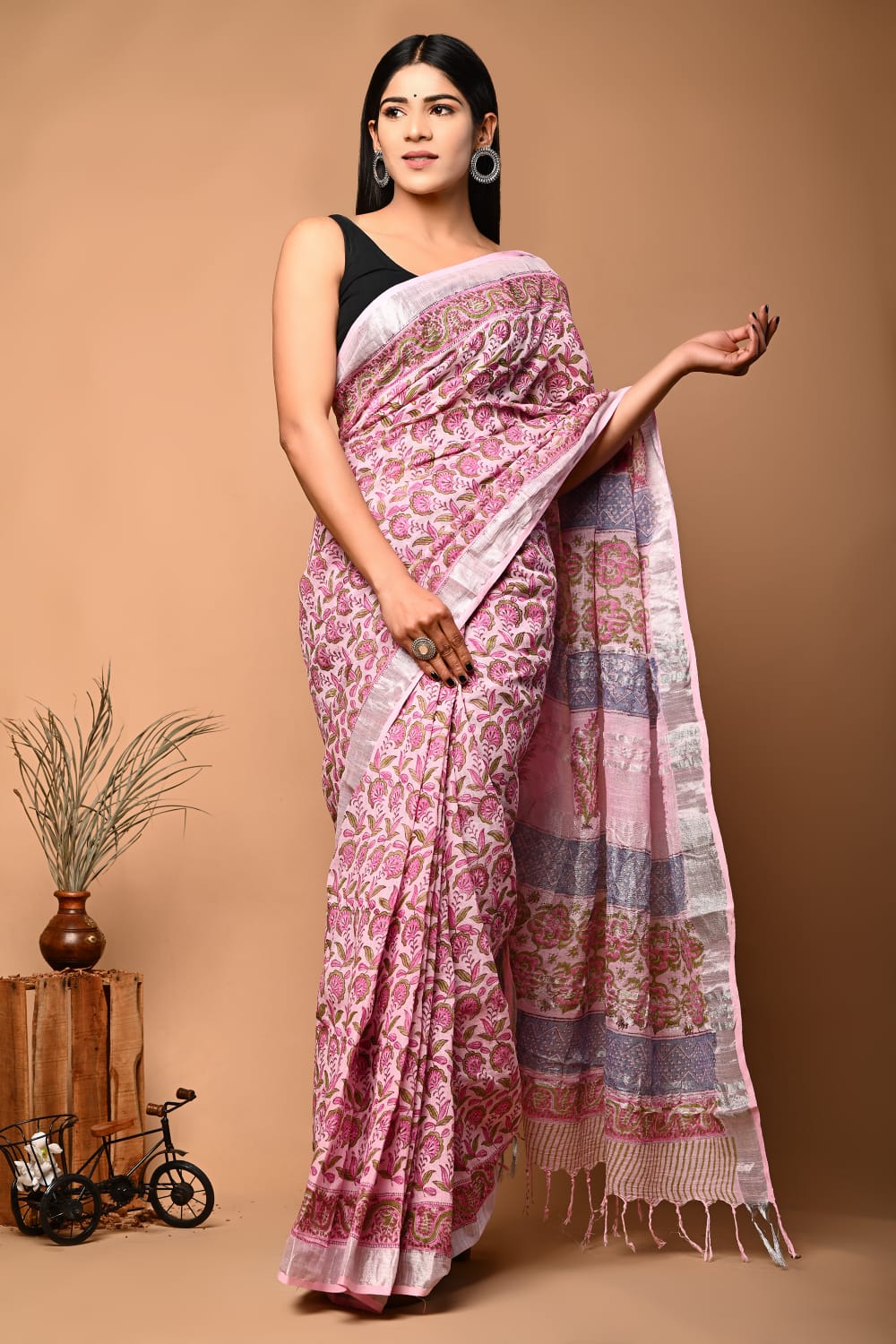 Exquisite Printed Linen Saree Set Traditional Style With Modern Blouse