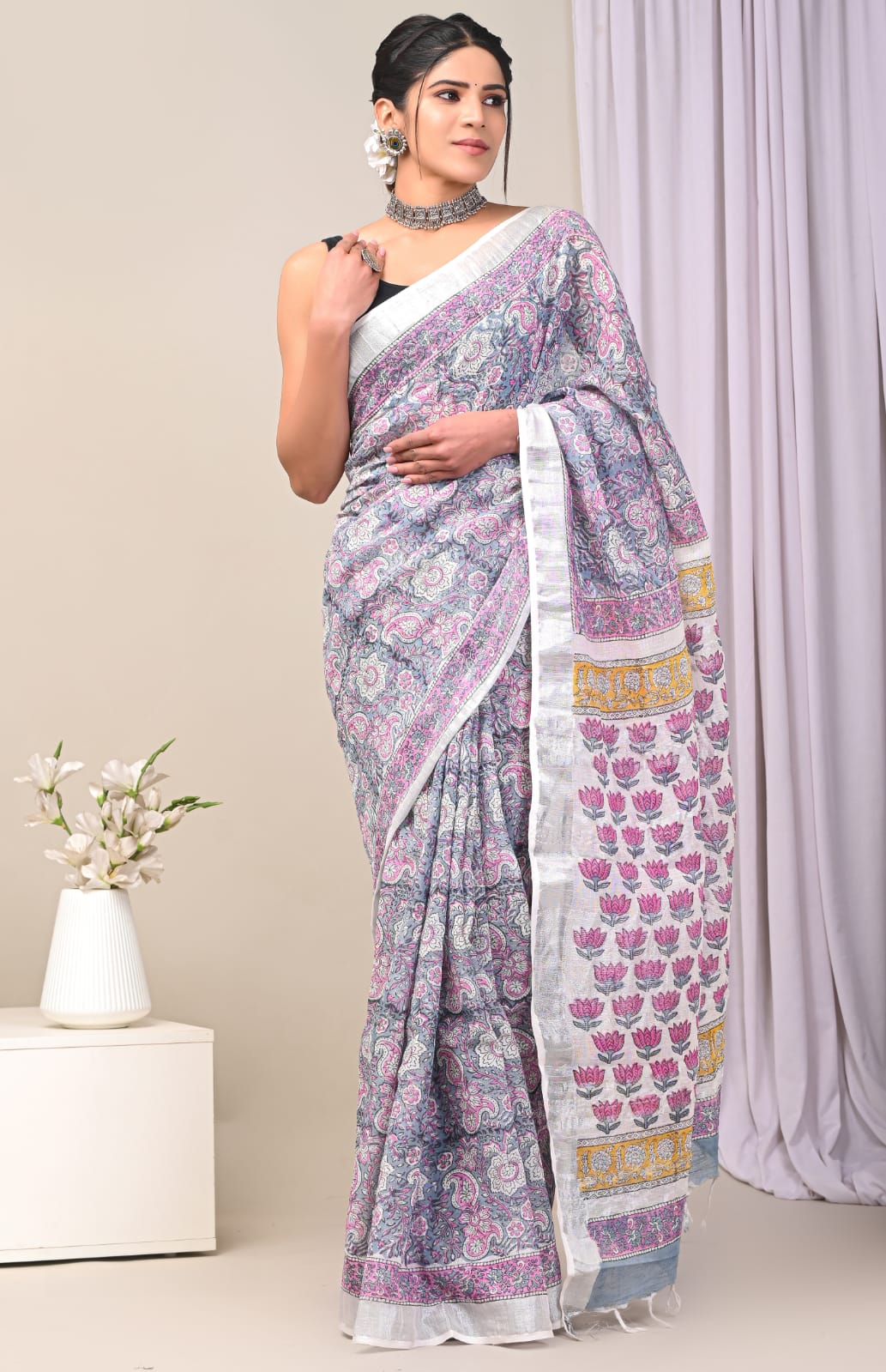 Classy Traditional Linen Saree With Vibrant Prints Festive Blouse Match
