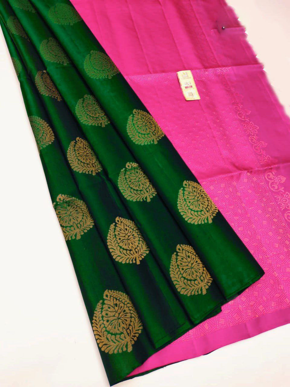 Rich Green Kanchipuram Jacquard Silk Saree Traditional Handloom With Blouse