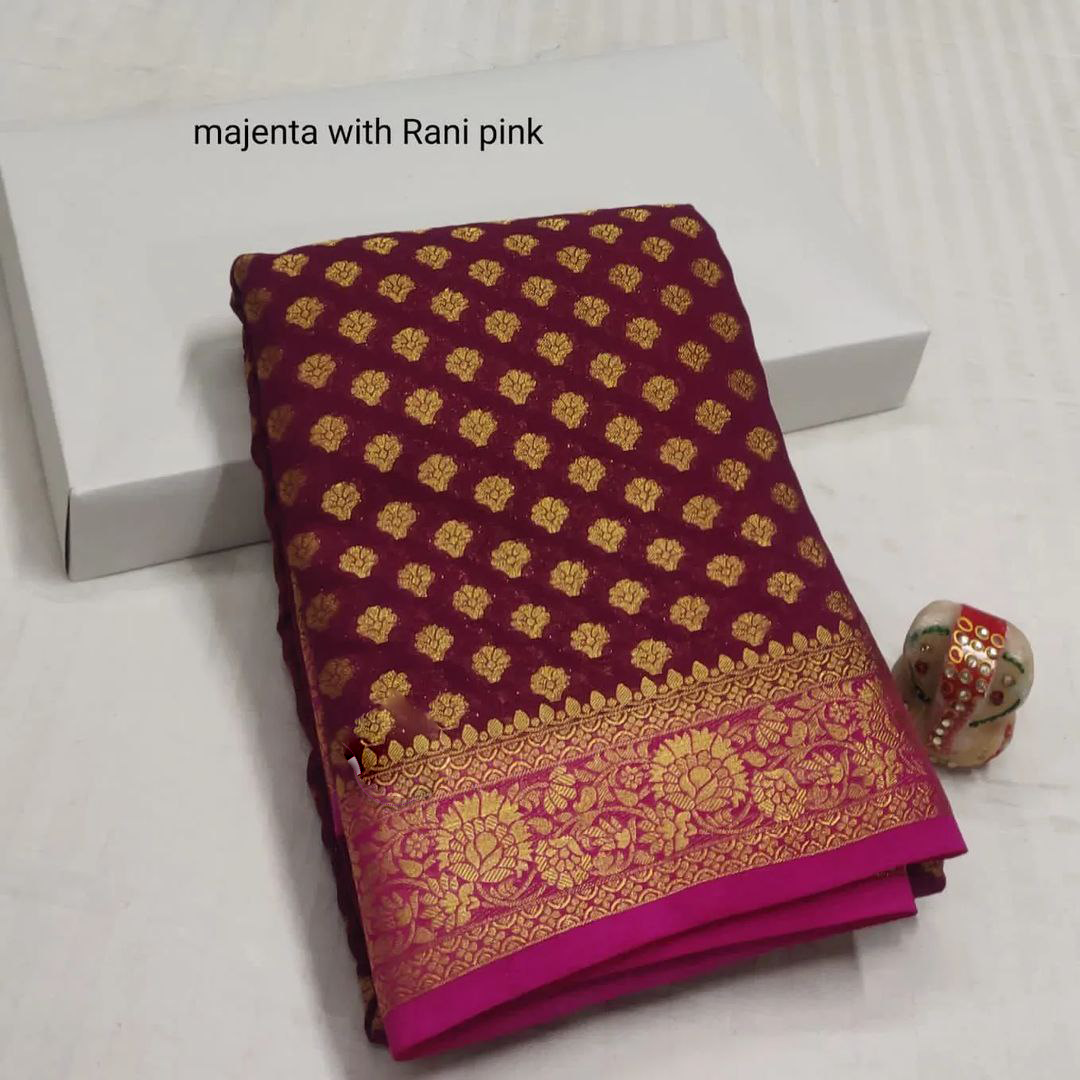 Traditional Soft Silk Saree With Stylish Pallu And Fancy Blouse