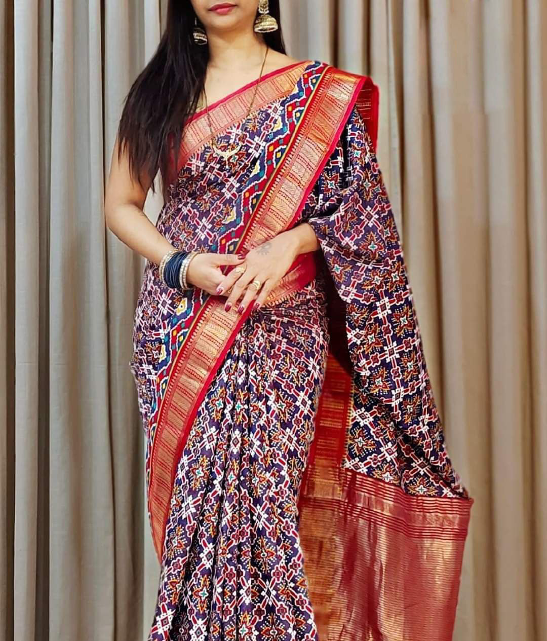 Contemporary Pochampalli Digital Art Saree In Traditional Soft Silk Weave