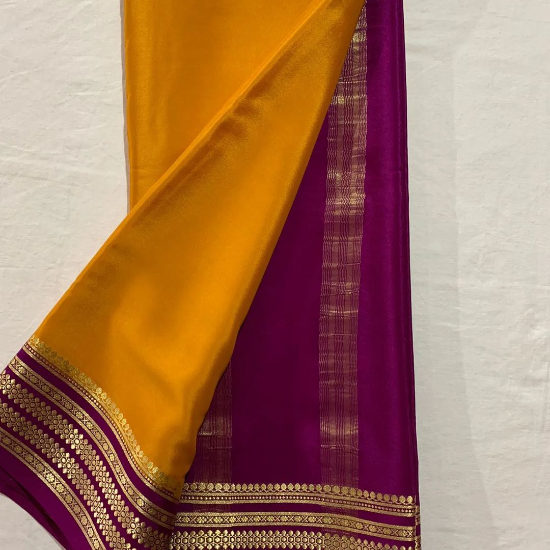 Classic Contrast Border Saree In Pure Mysore Silk Fabric