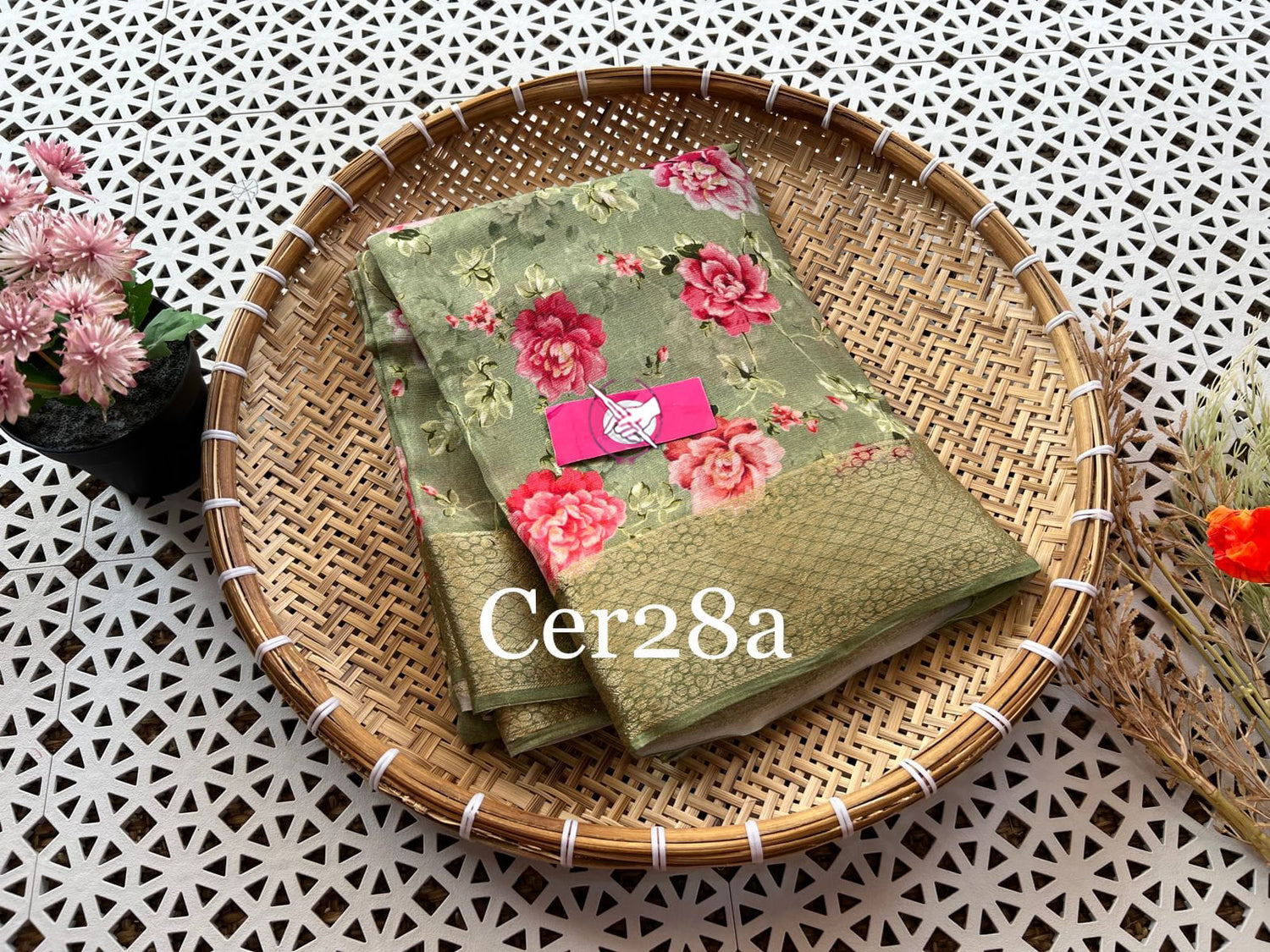 Daily Charm Green Soft Silk Saree With Printed Details And Ethnic Appeal