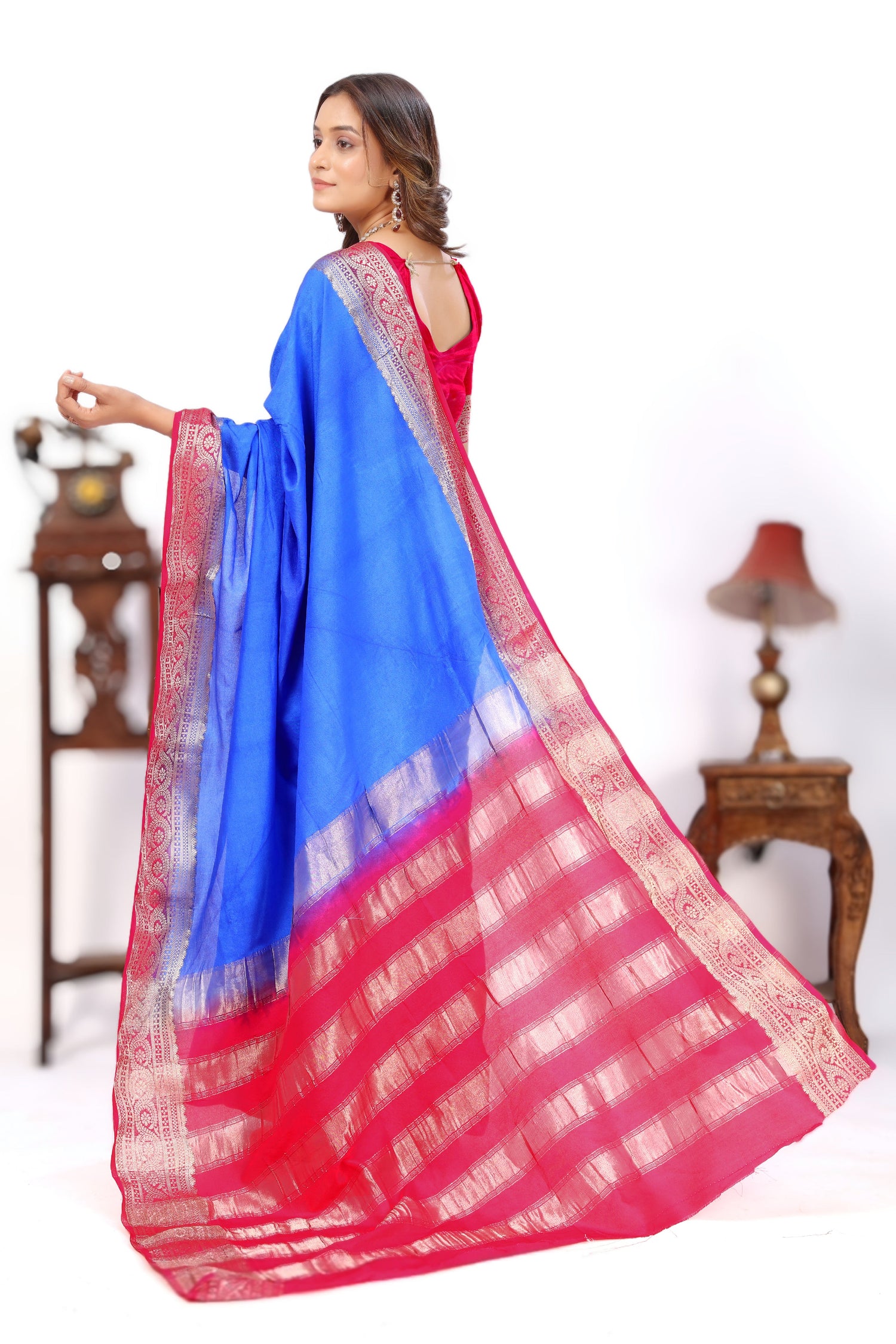 Trendy Plain Mysore Silk Saree With Cultural Design