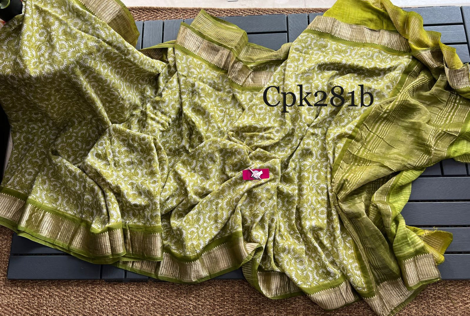 Trendy Green Digital Printed Soft Silk Saree With Elegant Appeal
