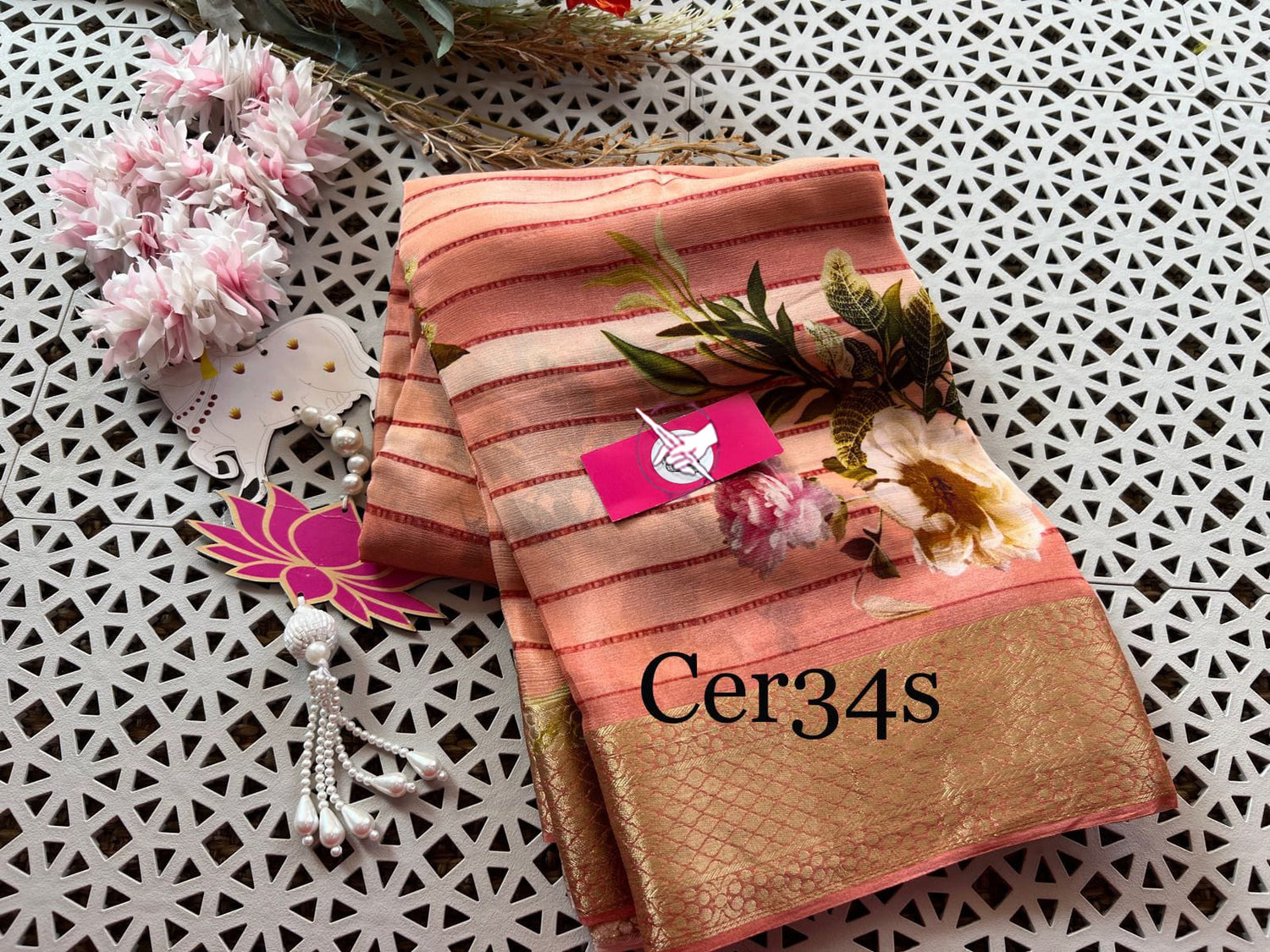 Comfort Fit Pink Digital Printed Soft Silk Saree For Regular Wear