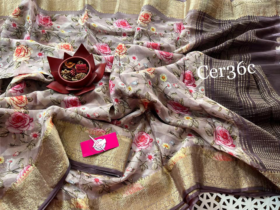 Rich Look Light Pink Soft Silk Saree With Elegant Digital Prints And Fancy Finish
