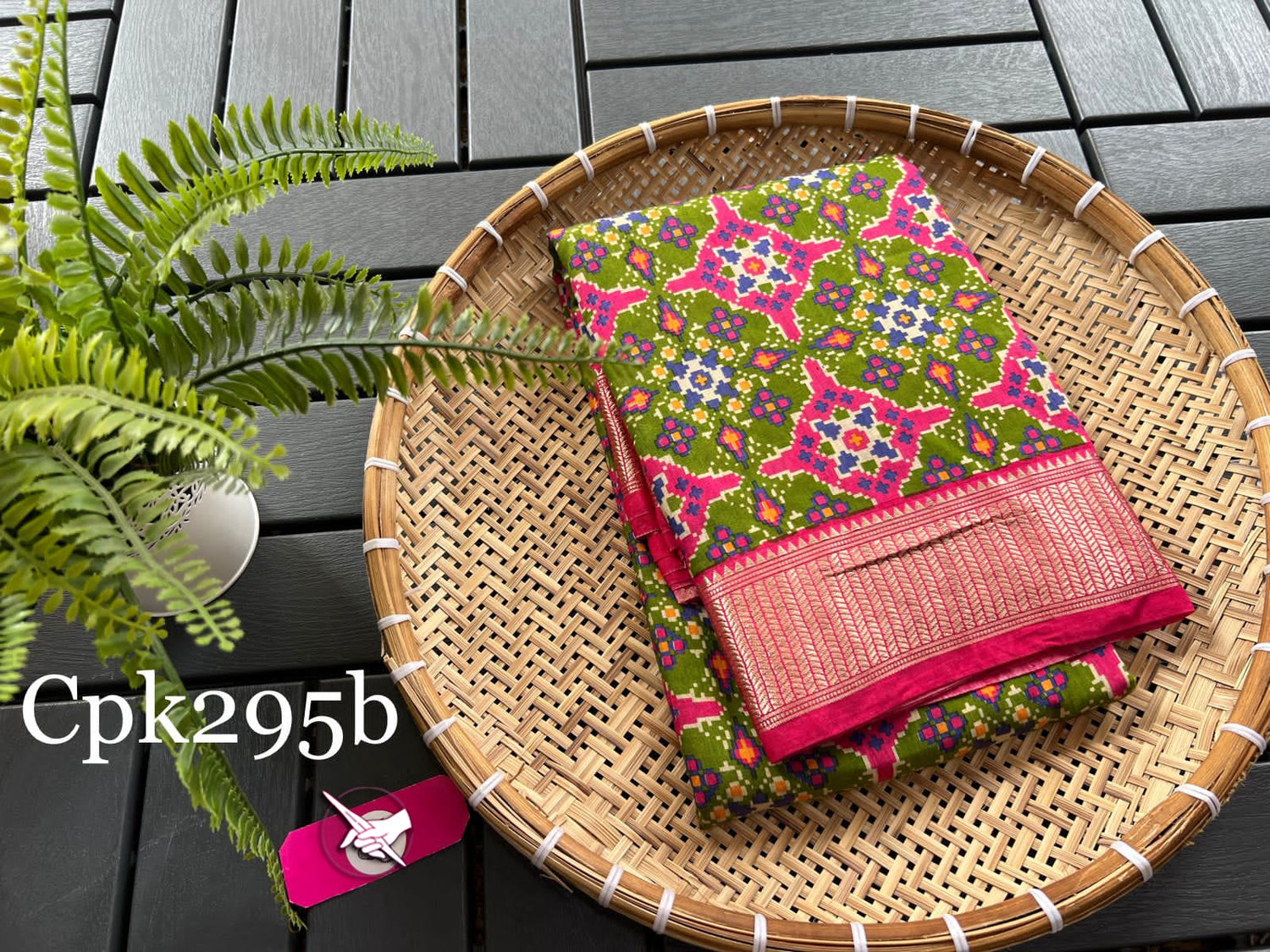 Graceful Simple Digital Print Saree In Soft Silk With Traditional Touch
