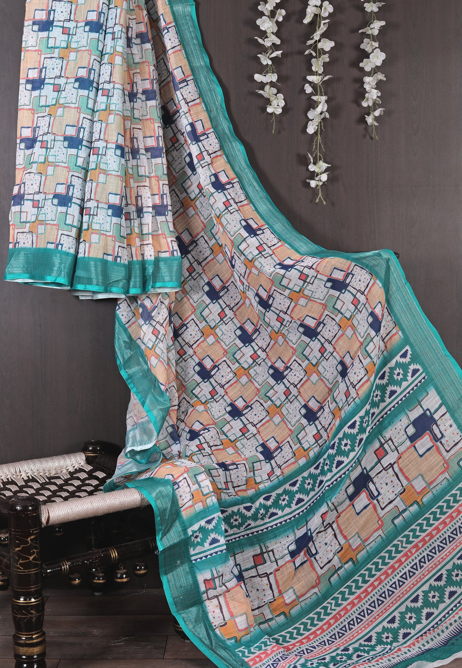 Regular Wear Saree Pure Linen With Printed Casual Look