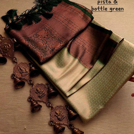 Kubera pattu silk saree – Pista and bottle green Colour