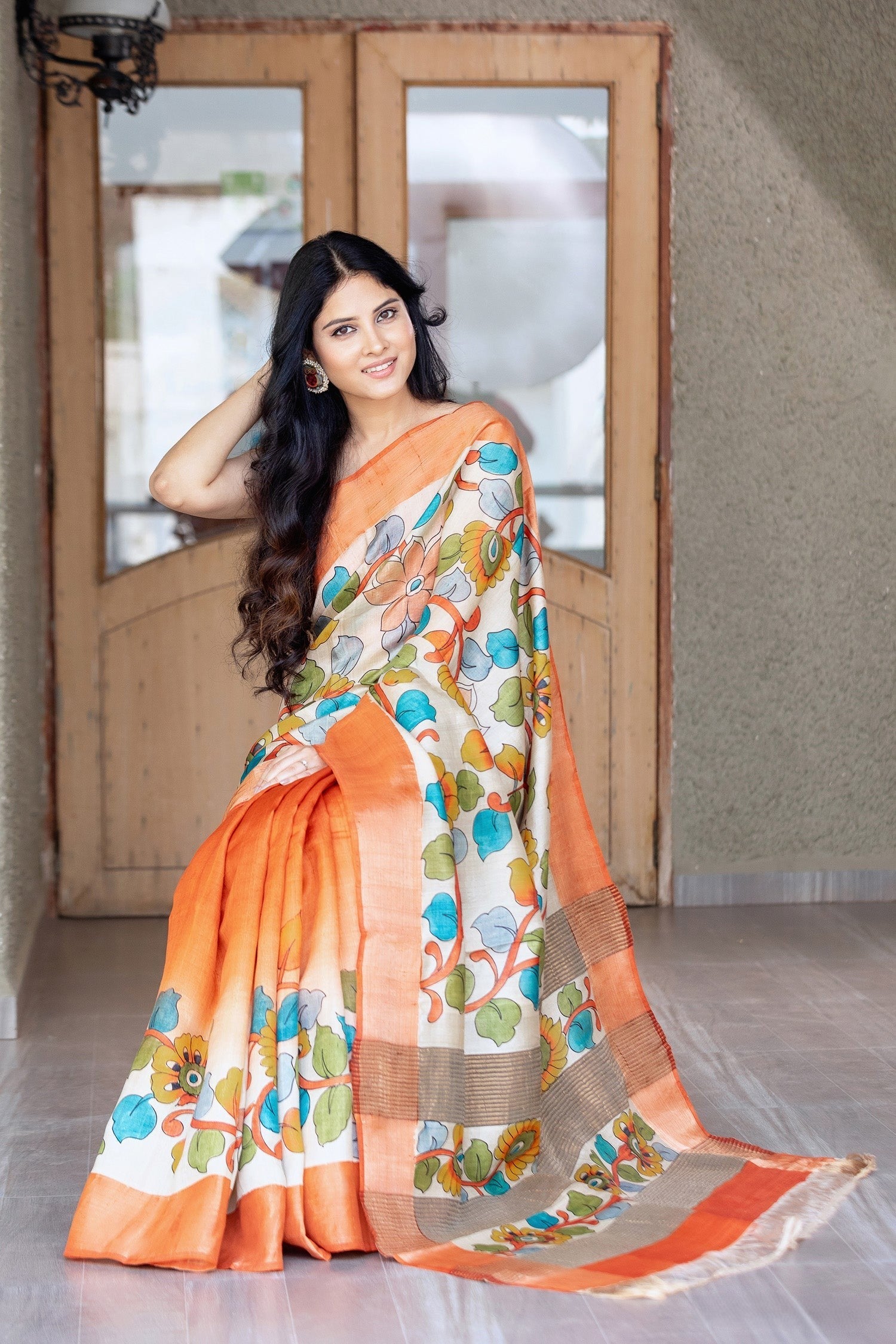 Traditional Kalamkari Printed Tussar Silk Saree with Stylish Matching Blouse