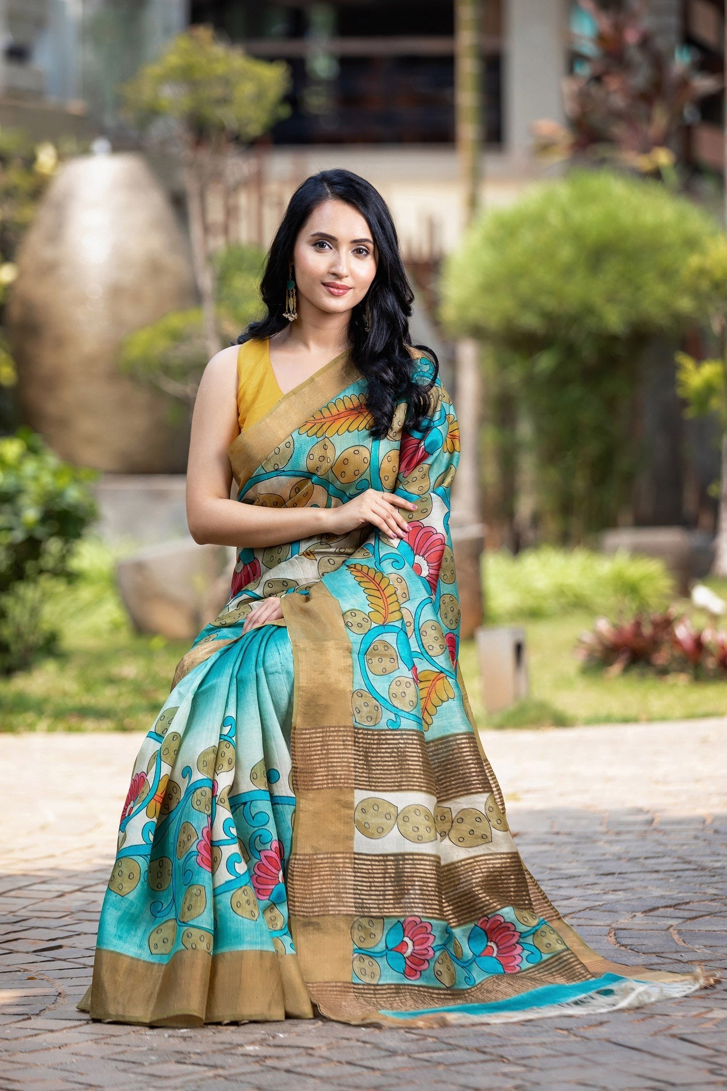 Luxury Tussar Silk Saree with Cultural Kalamkari Print and Stylish Blouse Combo