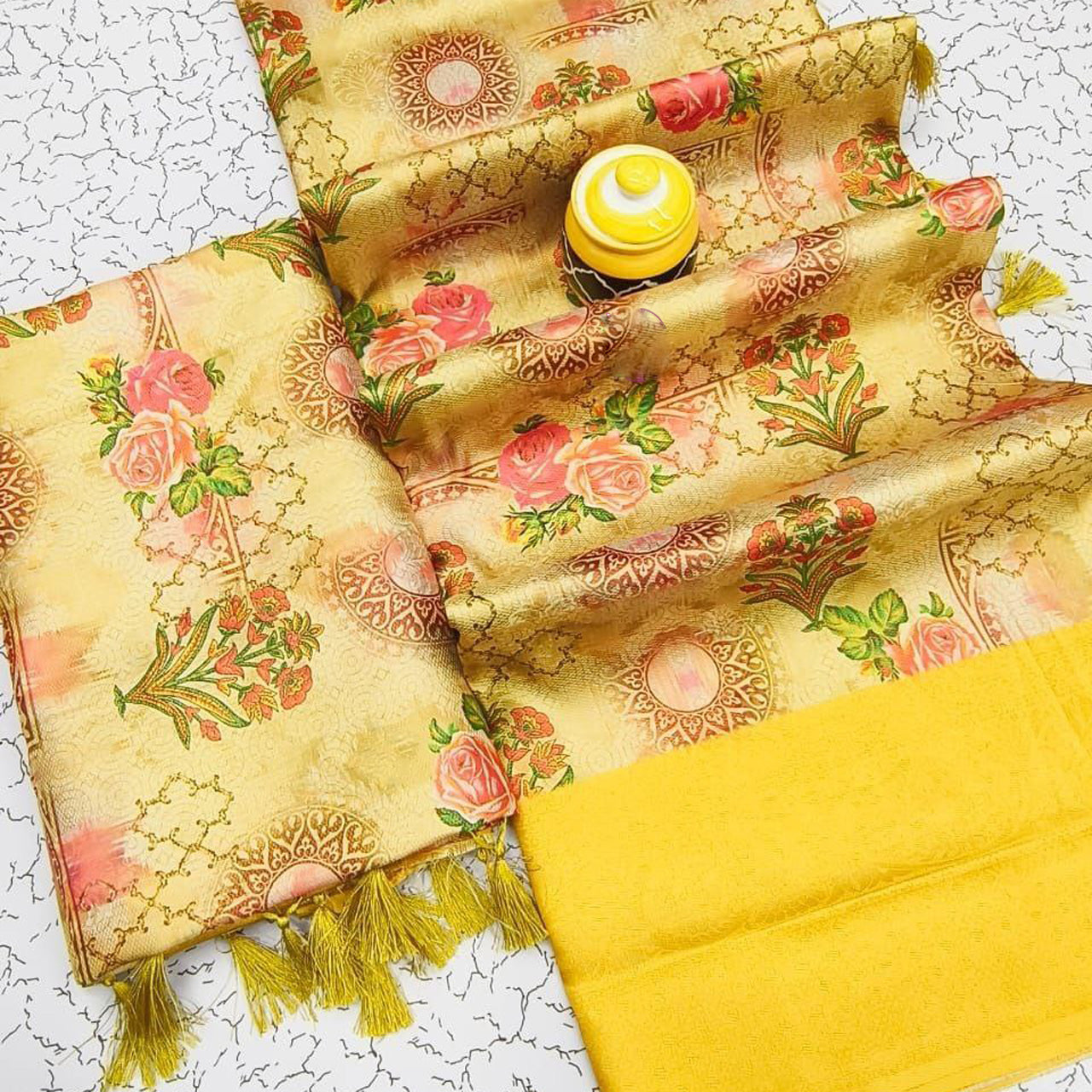 Graceful Drapes Yellow Digital Printed Saree In Silk With Stylish Blouse