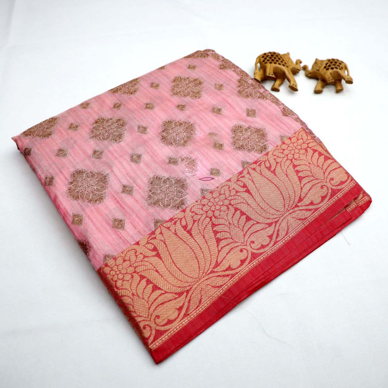 Classic Pink Bridal Korvai Silk Saree With Heavy Weaving Work