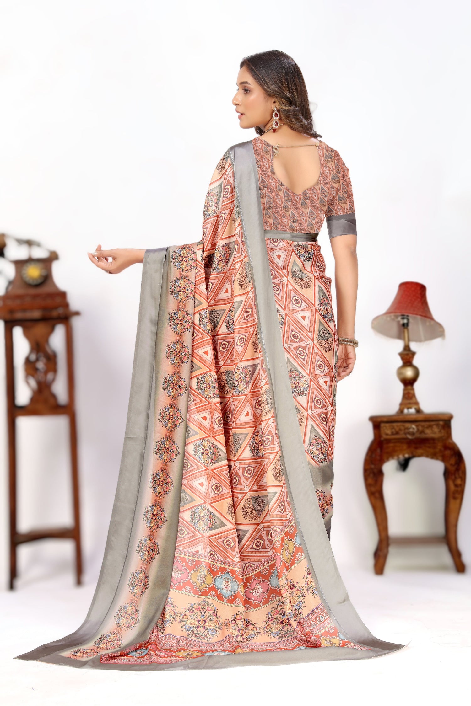 Designer Viscose Georgette Silk Saree With Traditional Prints