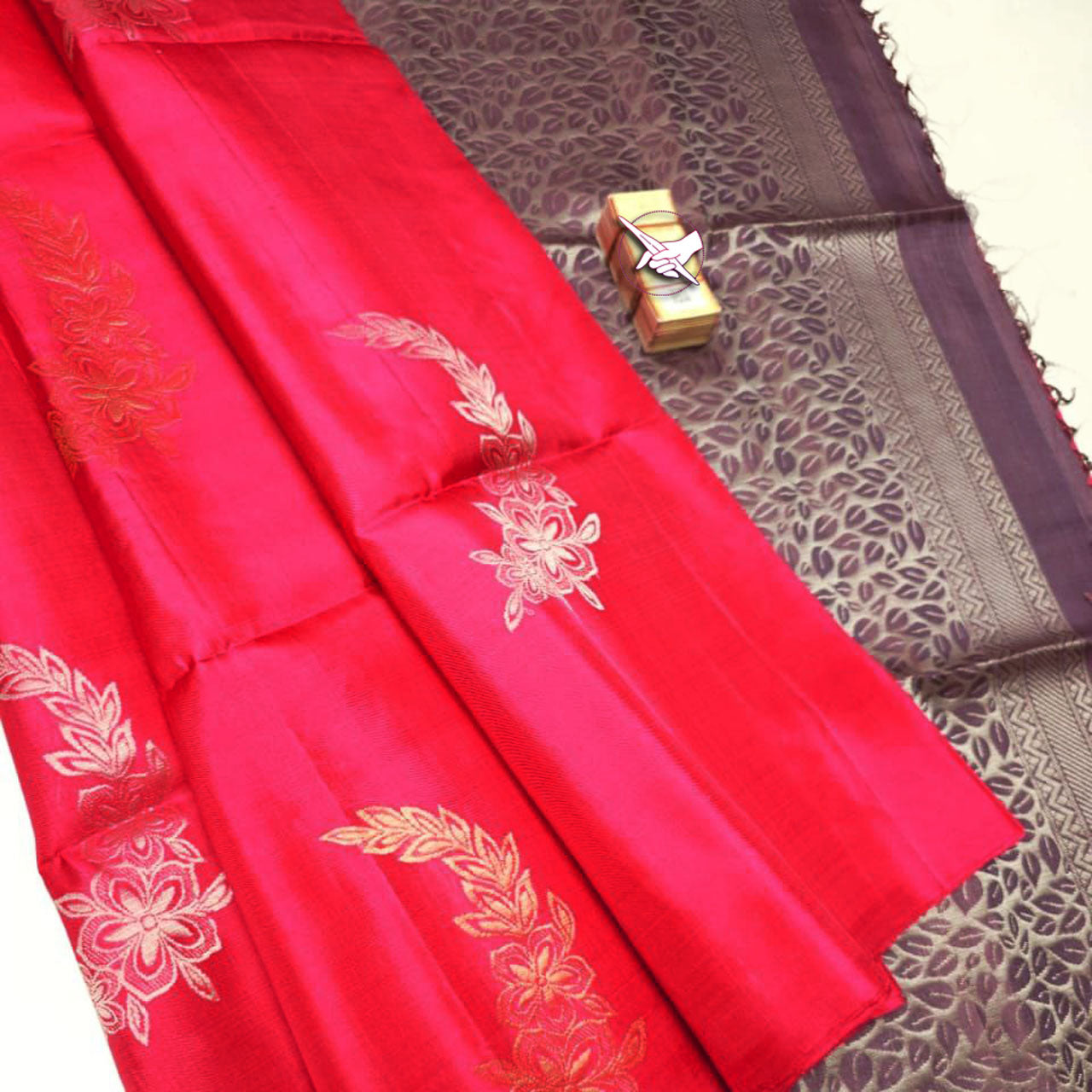 Kanchipuram Saree With Meena Buttas Rani Silk And Contrast Rich Pallu
