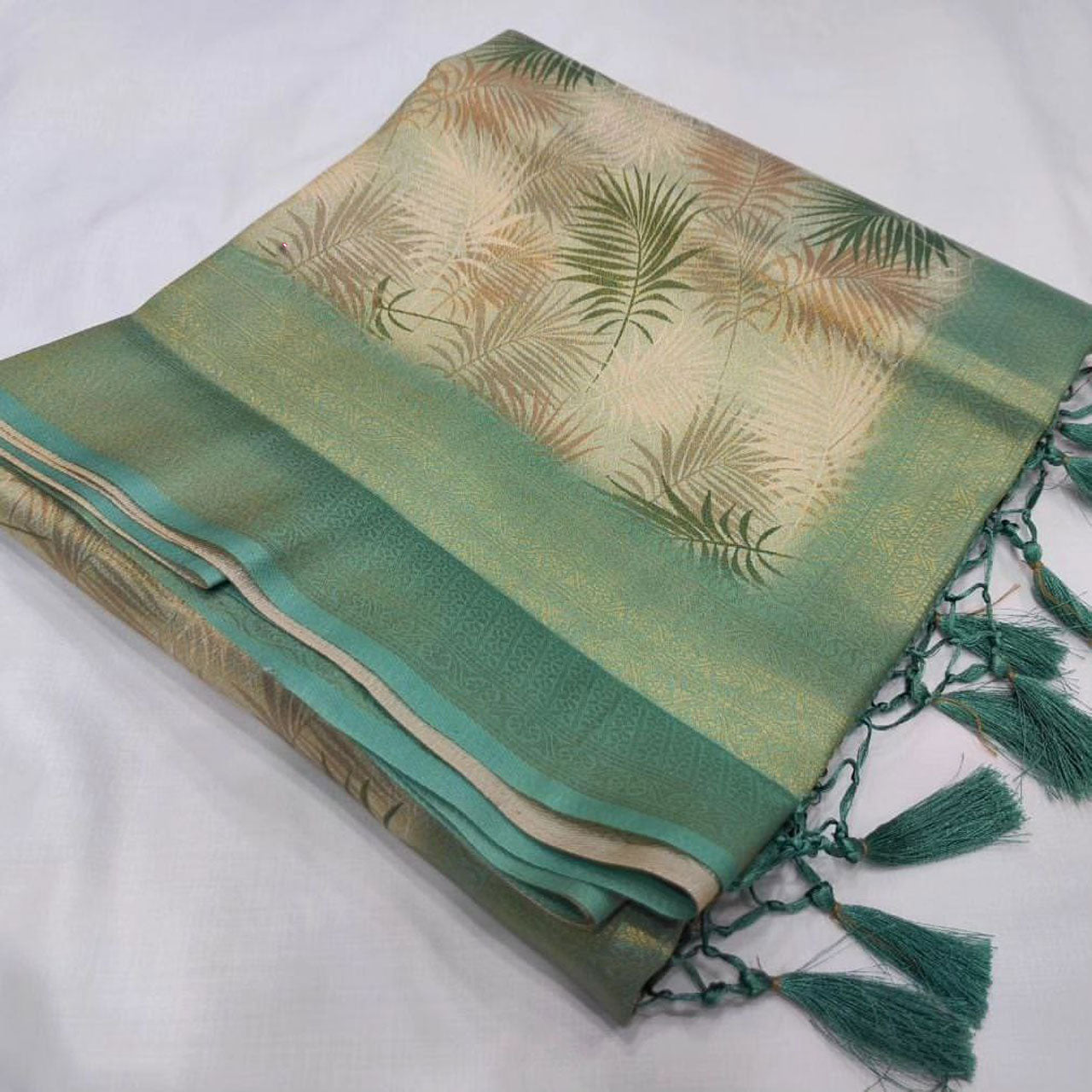 Comfort Fit Sea Green Soft Silk Saree Printed For Daily Wear Style