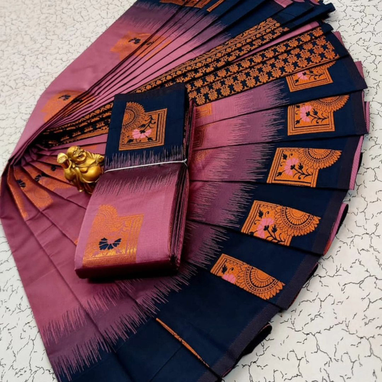 Exquisite Kubera Pattu Saree Pink Handloom Silk With South Weaving Charm