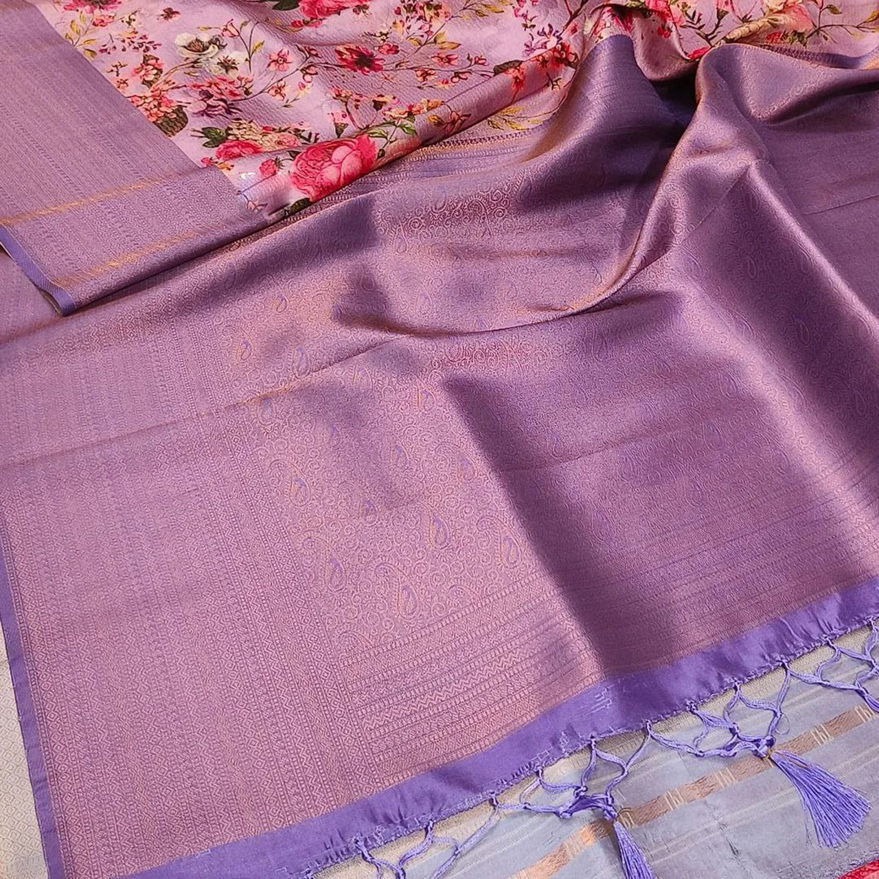 Chic Lavender Soft Silk Casual Saree With Vibrant Digital Prints