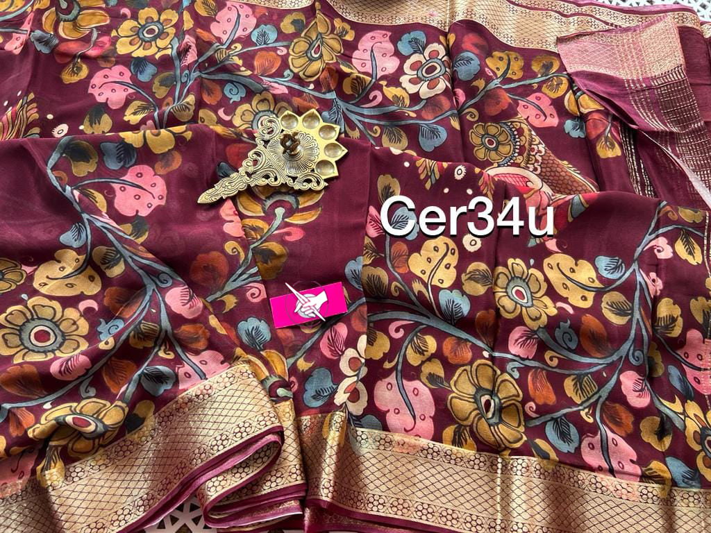 Sophisticated Silk Saree With Sleek Digital Pattern And Fancy Touch