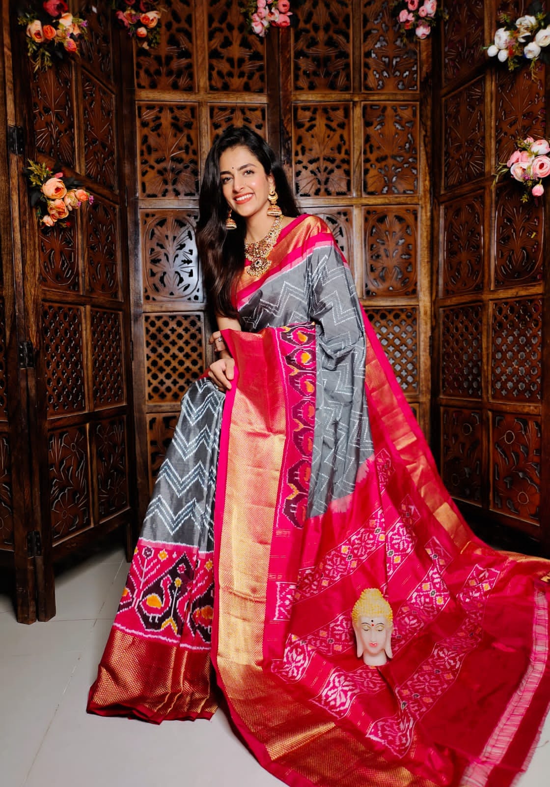 Handloom Ikkat Style Digital Printed Saree In Pure Soft Silk