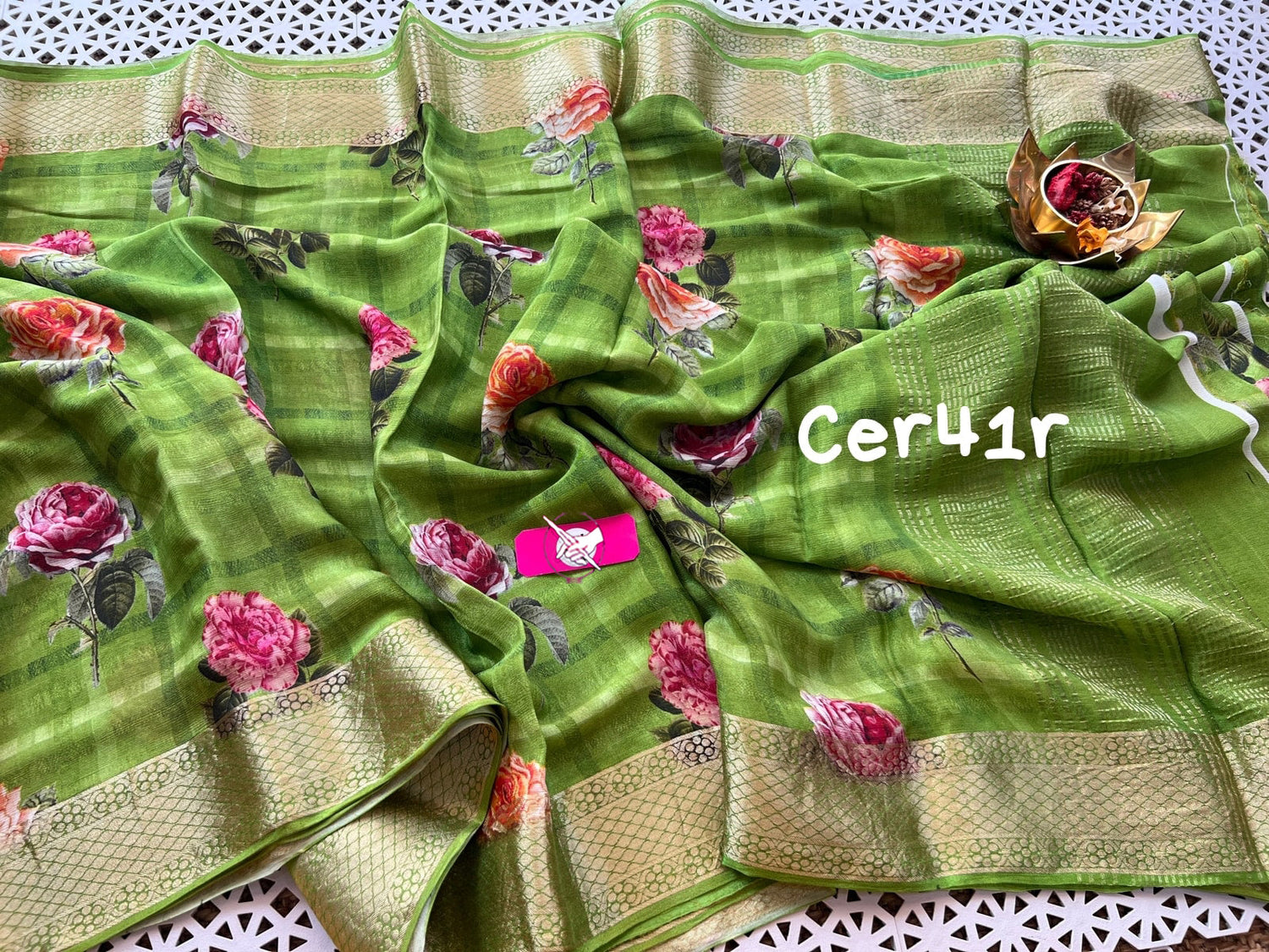 Subtle Shine Green Soft Silk Daily Wear Saree With Digital Motifs