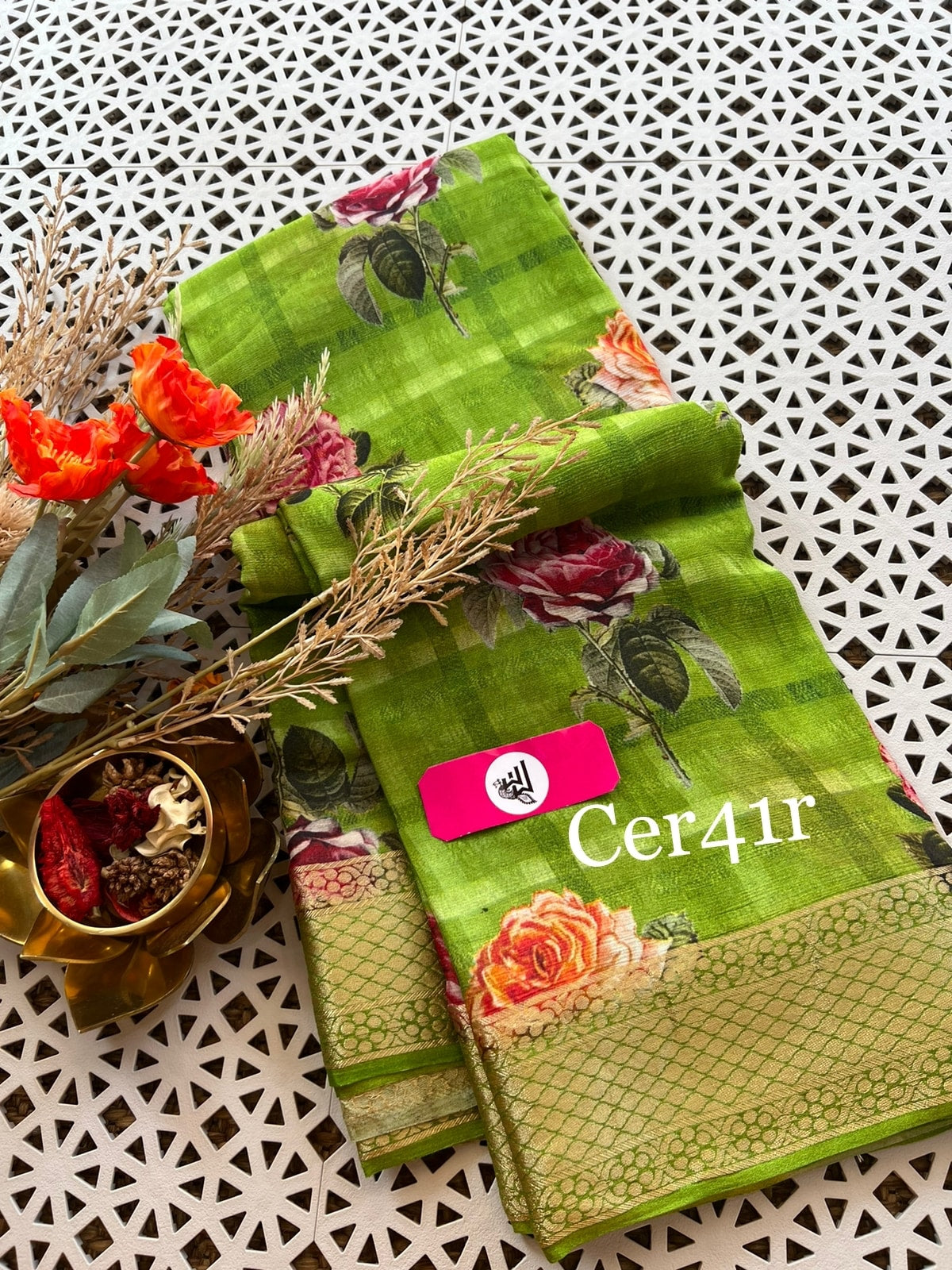 Subtle Shine Green Soft Silk Daily Wear Saree With Digital Motifs